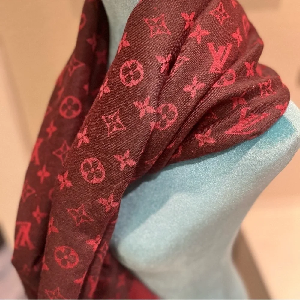 Louis Vuitton Monogram Cashmere Wool Scarf – Burgundy / Red